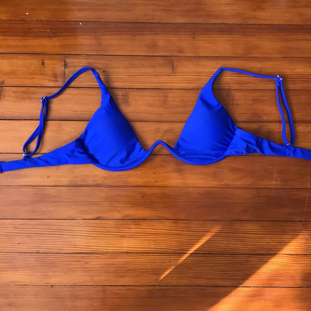 ZAFUL scoop front wire defined bikini top